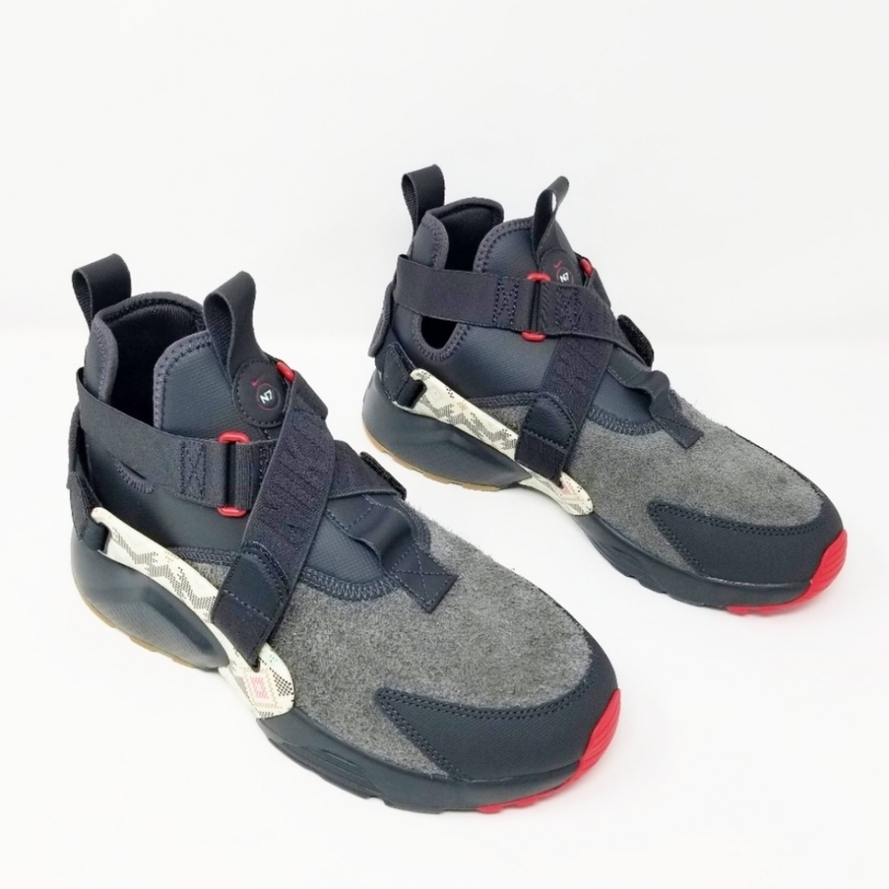 Nike AIR HUARACHE CITY UTILITY PREMIUM AT6170 001